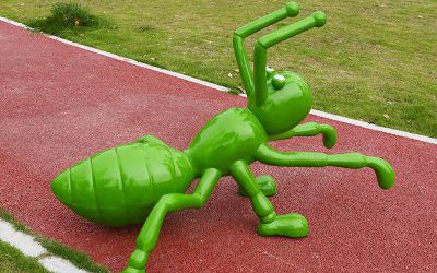 體育廣場玻璃鋼綠色螞蟻雕塑