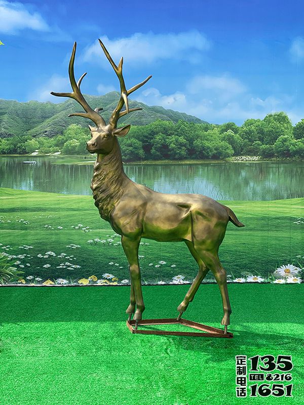 公園玻璃鋼仿銅大型景觀梅花鹿雕塑