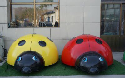 公園草坪玻璃鋼彩繪仿真動物七星瓢蟲雕塑