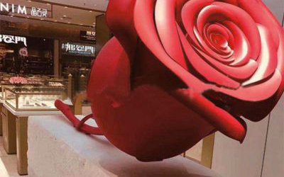 商場(chǎng)大型玻璃鋼仿真玫瑰花雕塑