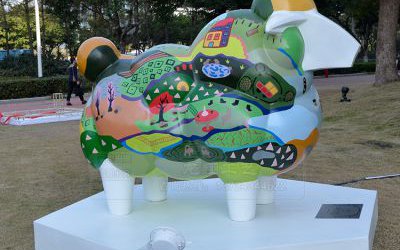 公園街道擺放的玻璃鋼卡通綿羊雕塑