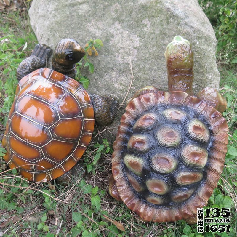 公園草坪玻璃鋼彩繪仿真動物烏龜雕塑 公園草坪玻璃鋼彩繪仿真動物烏龜雕塑