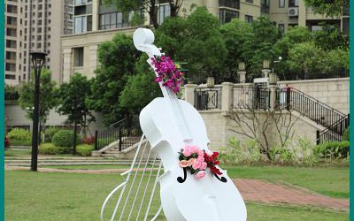 公園景區玻璃鋼創意仿真大提琴雕塑