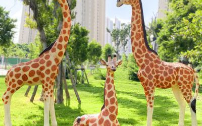 戶外公園玻璃鋼仿真動物長頸鹿雕塑